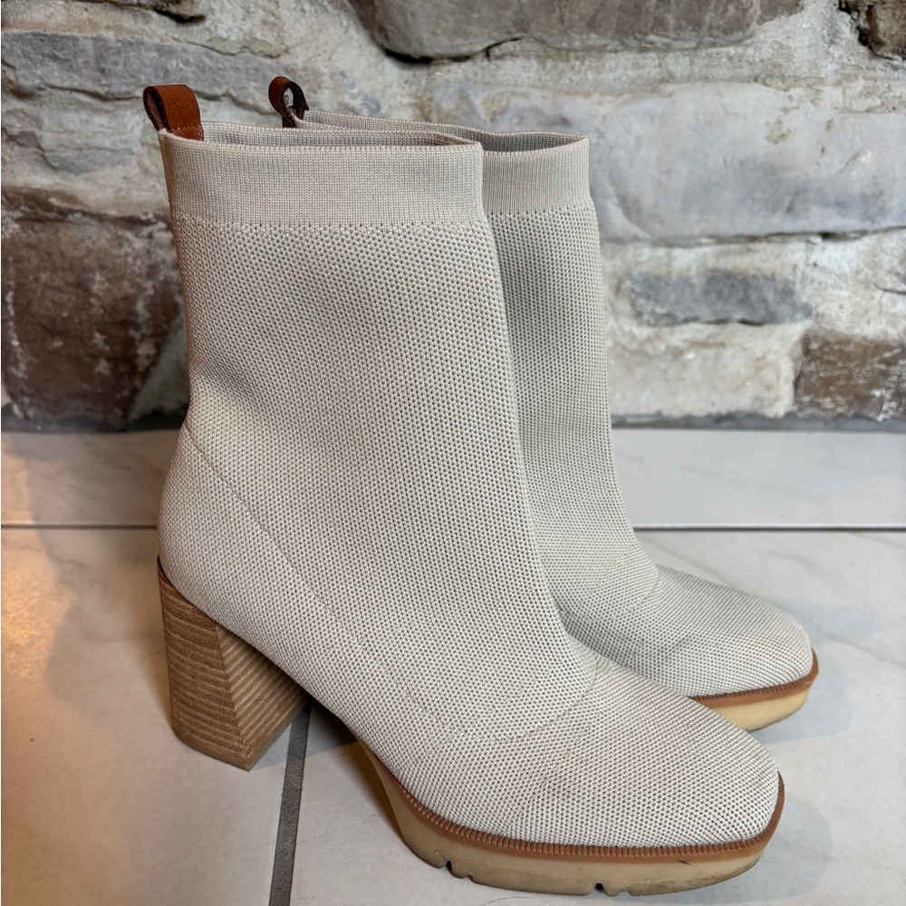 Mi.im Beige Knit Platform Boots Size 8m - Picture 2 of 5